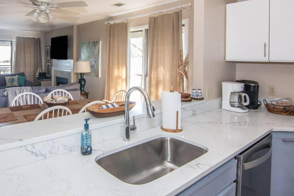 Pelican Point Unobstructed Beach Views Beach Access Out Back Door! Harbor Island Εξωτερικό φωτογραφία